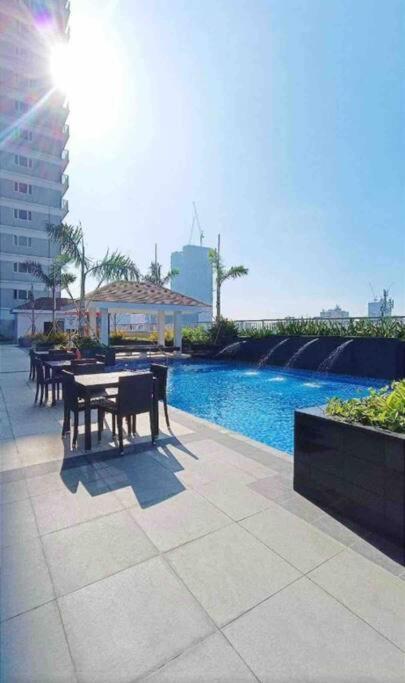 Chen'S Cozy 2Bedroom @ Coast Residences マニラ市 エクステリア 写真