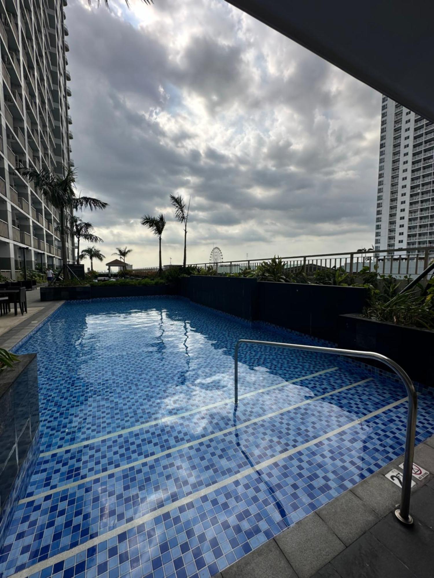Chen'S Cozy 2Bedroom @ Coast Residences マニラ市 エクステリア 写真
