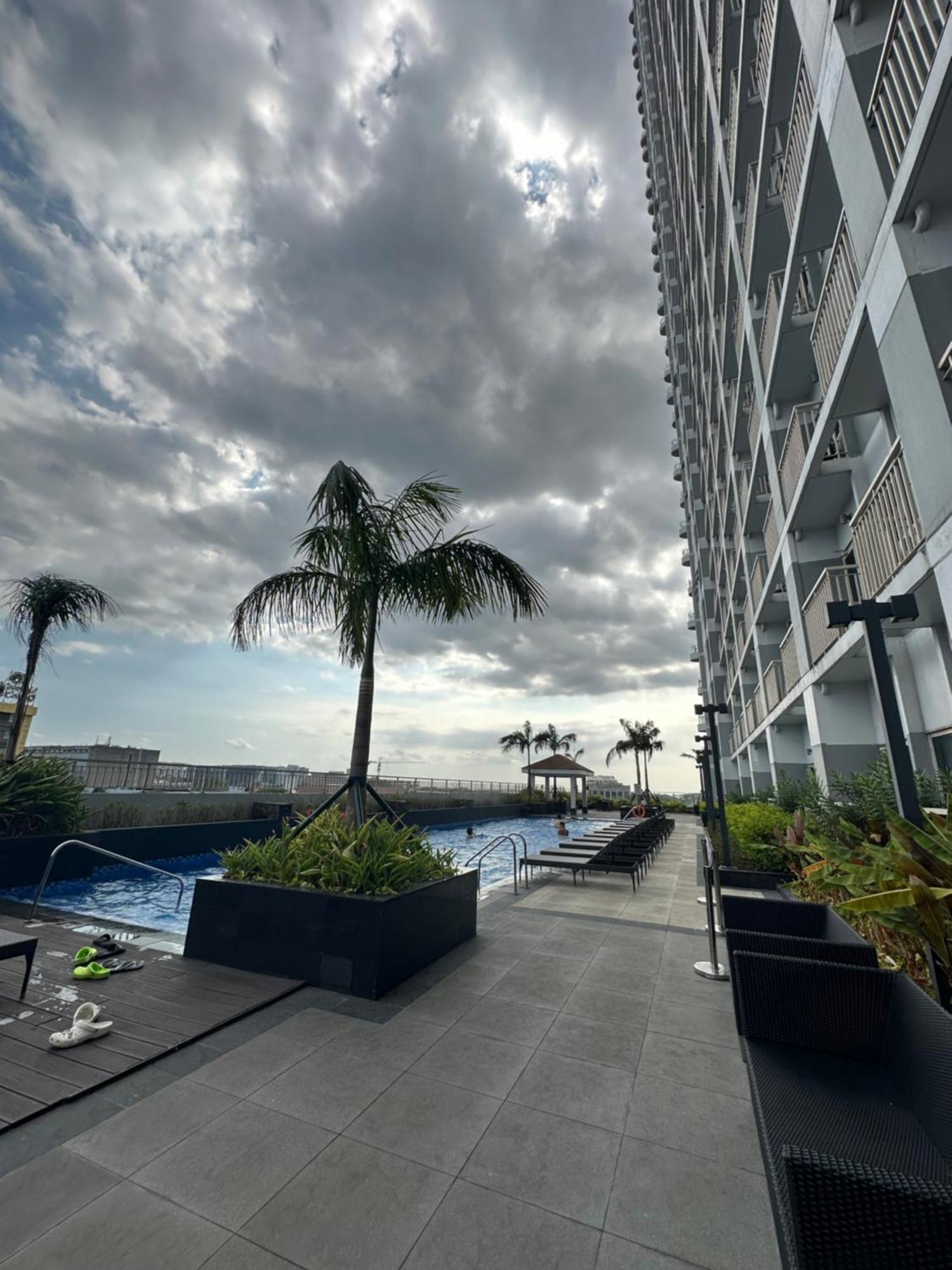 Chen'S Cozy 2Bedroom @ Coast Residences マニラ市 エクステリア 写真